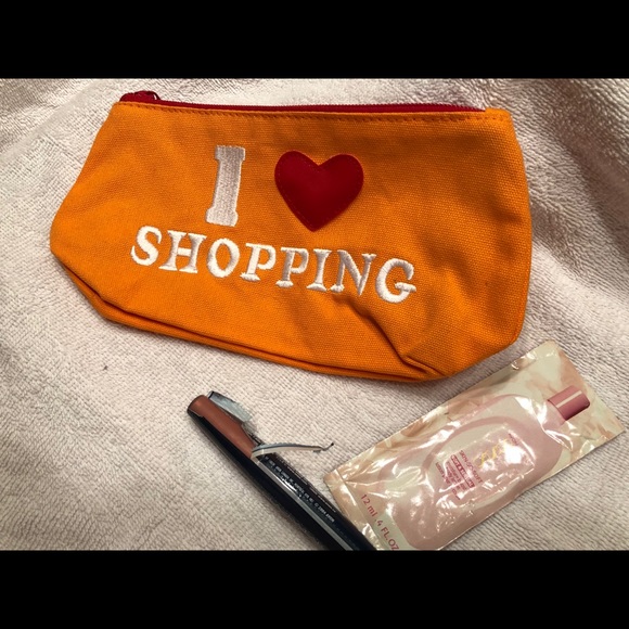 đź’‹Cosmetic Bag, Lip Gloss & Sample Bundle - Picture 2 of 5